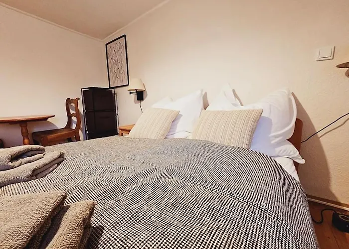 Friends&family L דירה